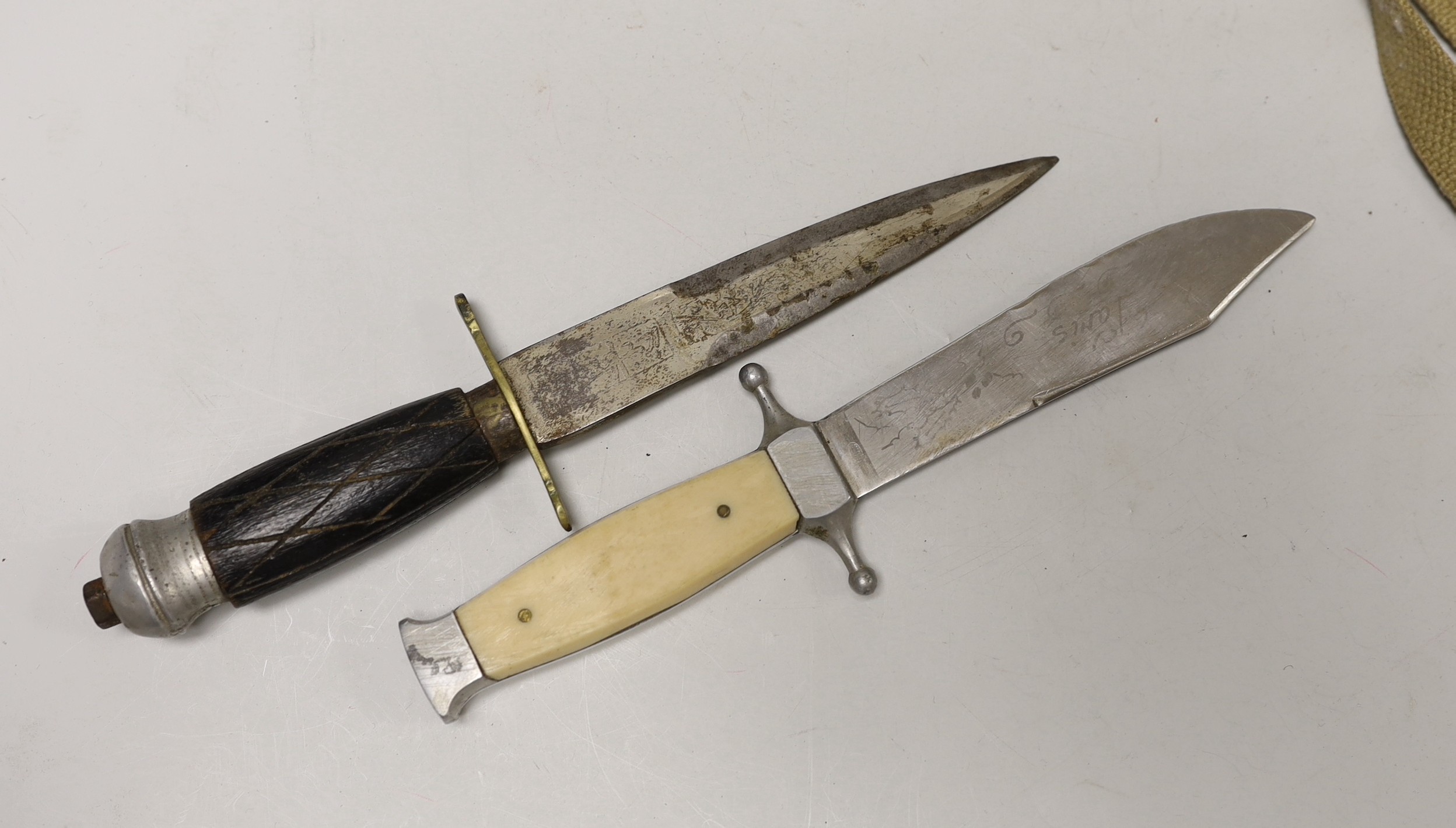 A group of five various knives